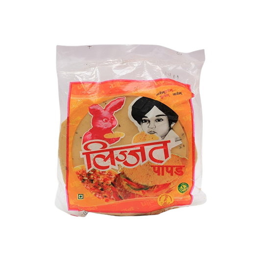 Lijjat Green Chilli Papad – spicy and crispy Indian lentil crackers with a bold green chilli flavor.